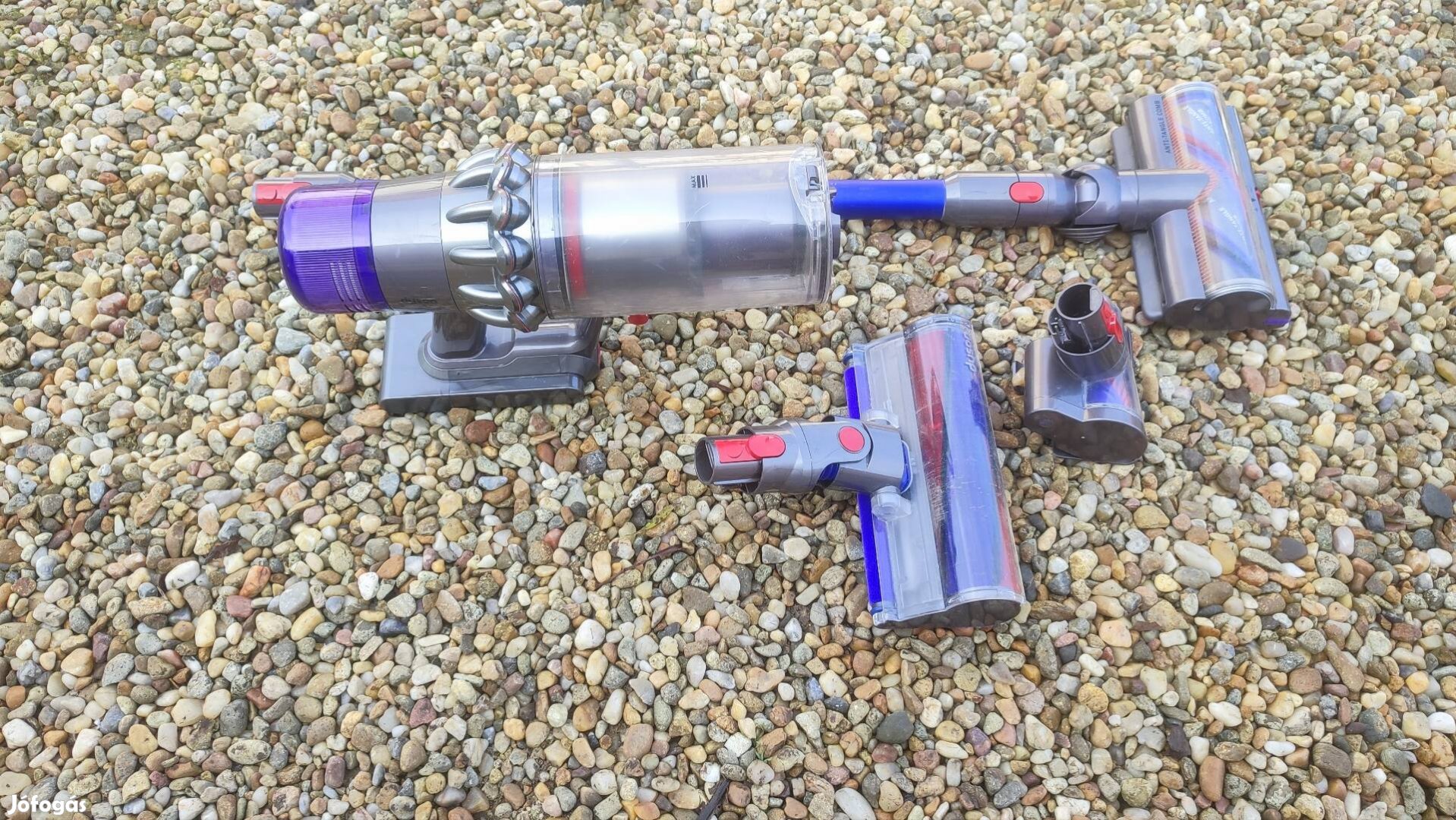 Dyson v11 akkumulátor porzsák nélküli porszívó, új csővel 