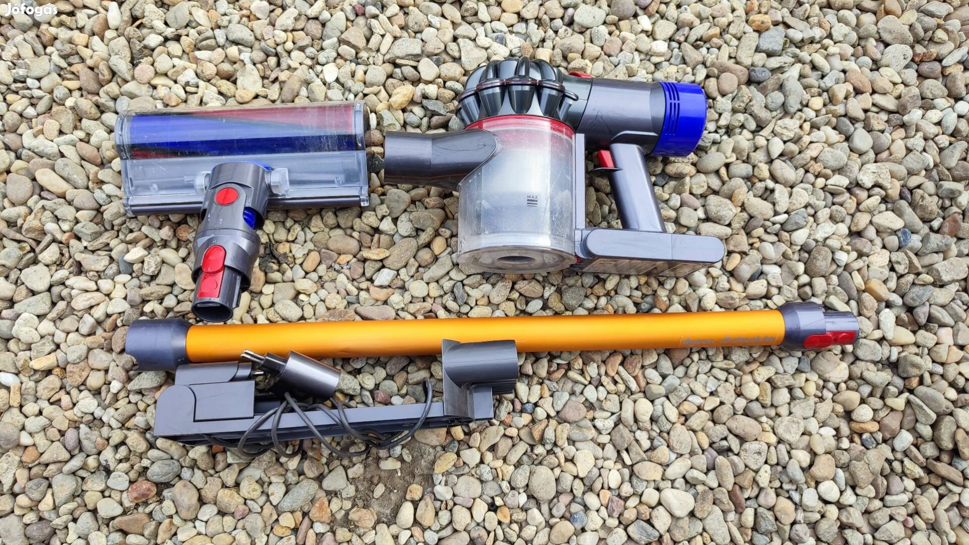 Dyson v8 akkumulátoros porzsák nélküli porszívó 