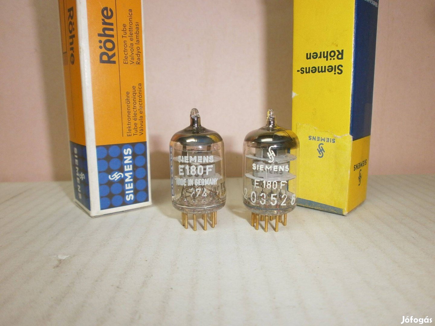 E180F (6688) - Siemens gold -triple mica - NOS