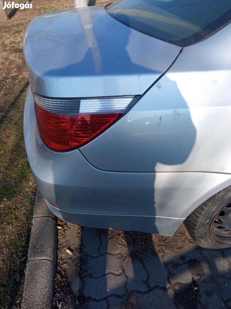 E60 BMW 2.5 D eladó egyben vagy bontva