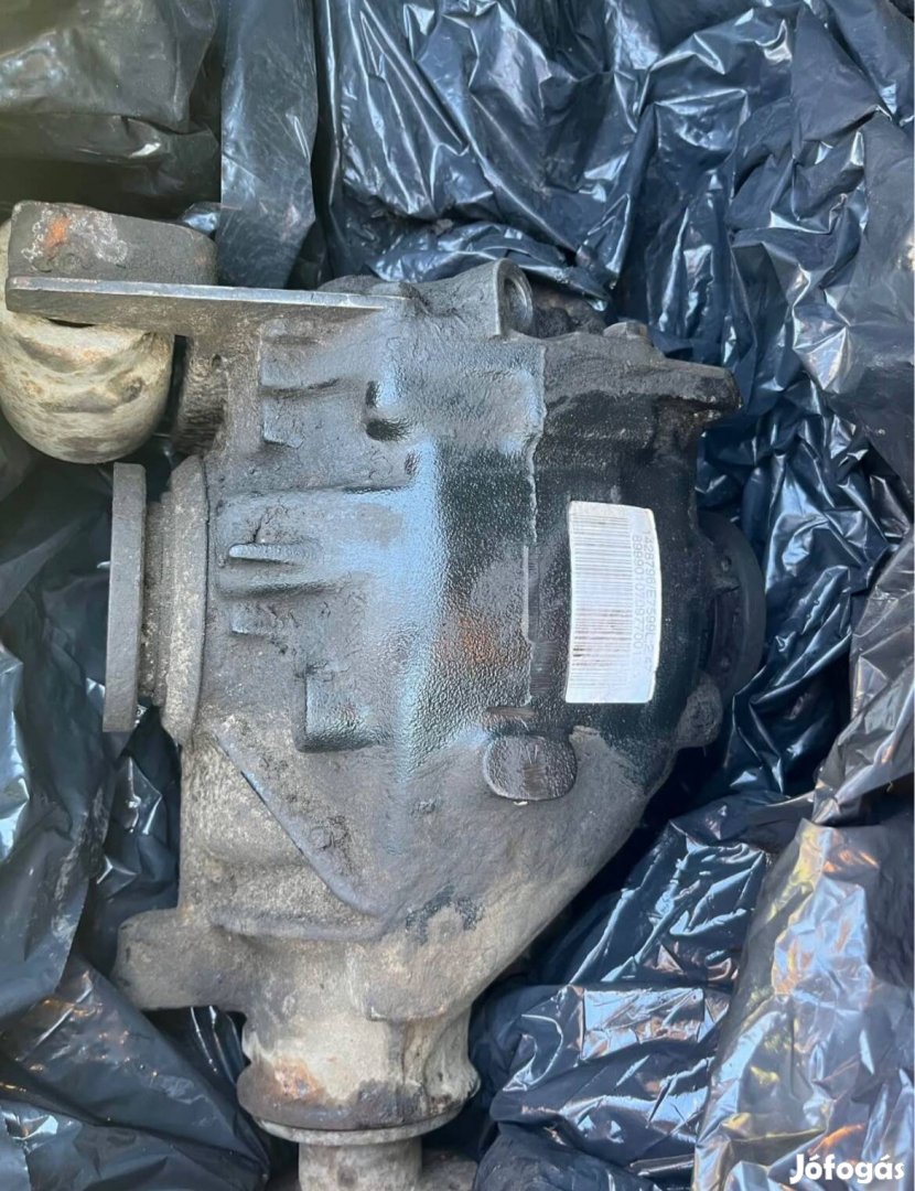 E90 320i hátsó differenciálmű