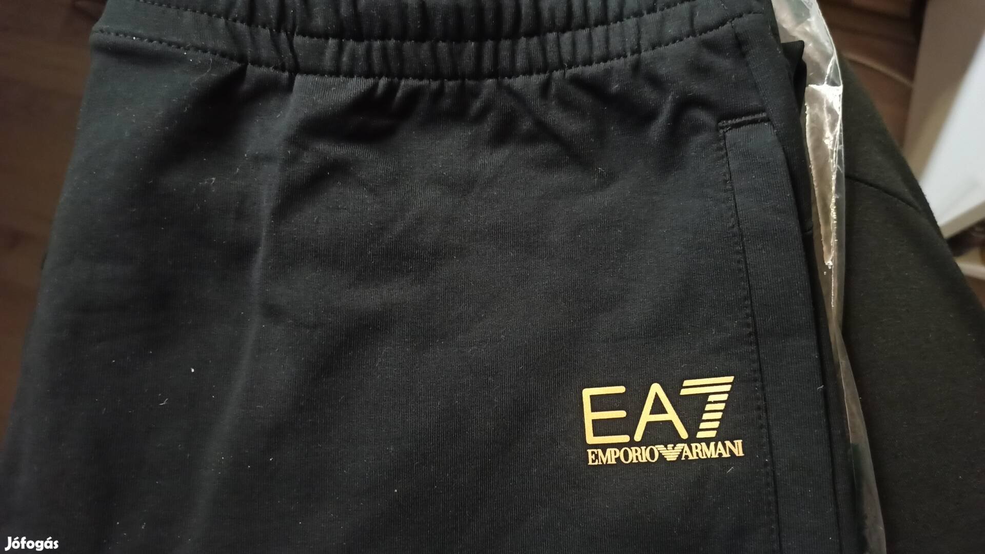 EA7 Emporio Armani férfi melegítő alsó