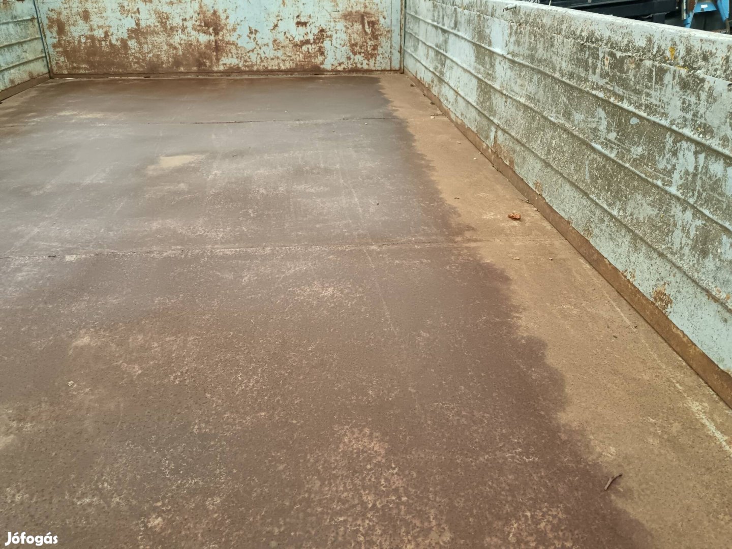 EB 7 1 tengelyes billenős pótkocsi EB7