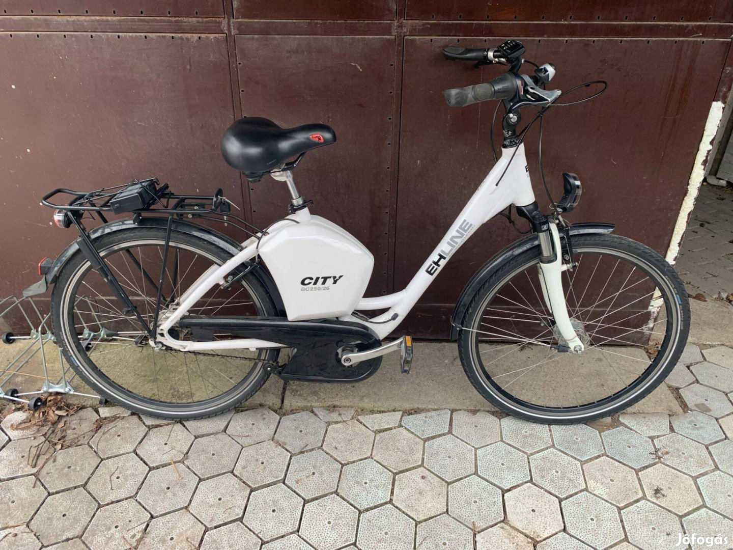 EH-LINE 26" Középmotoros , elektromos kerékpár eladó !