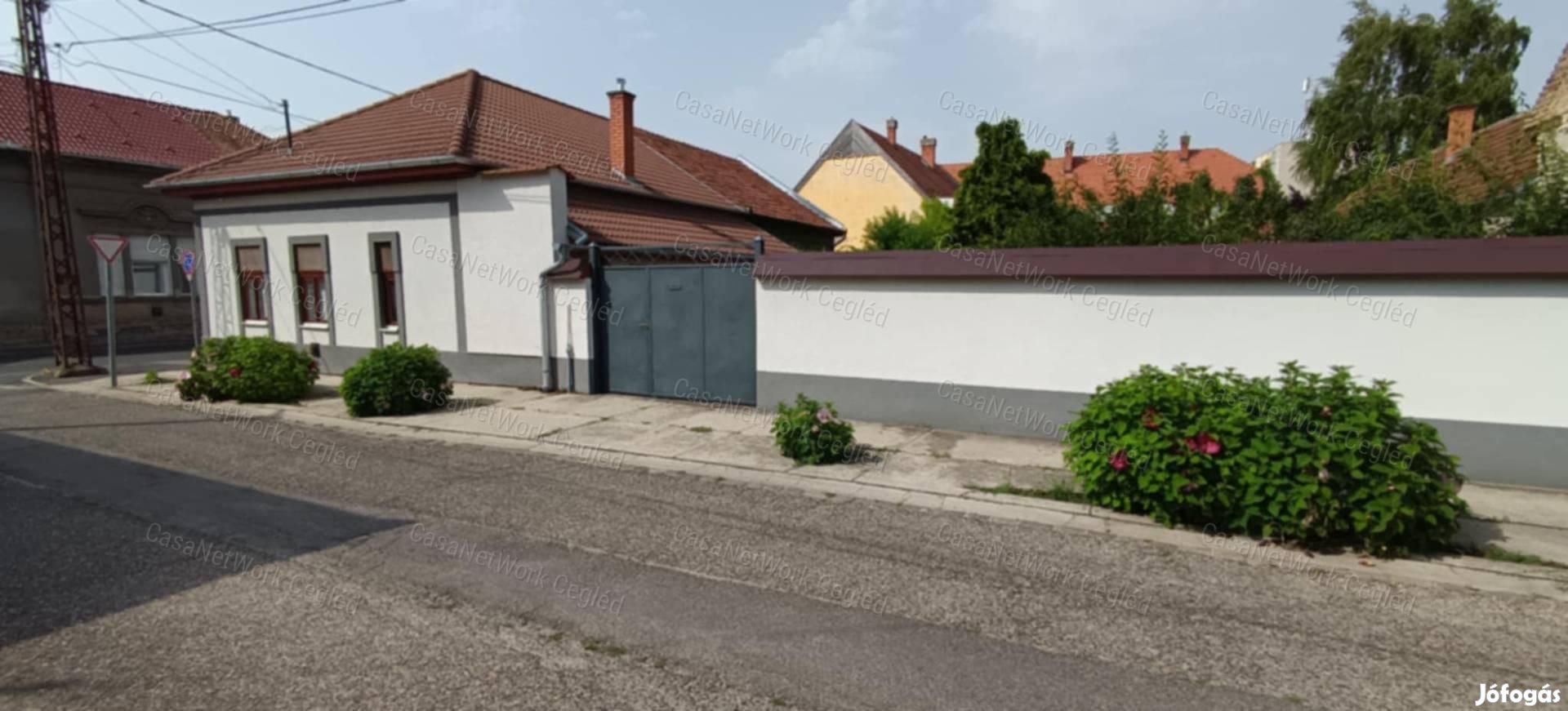 ELADÓ 78 m2 CEGLÉDI BELVÁROSI HÁZRÉSZ.