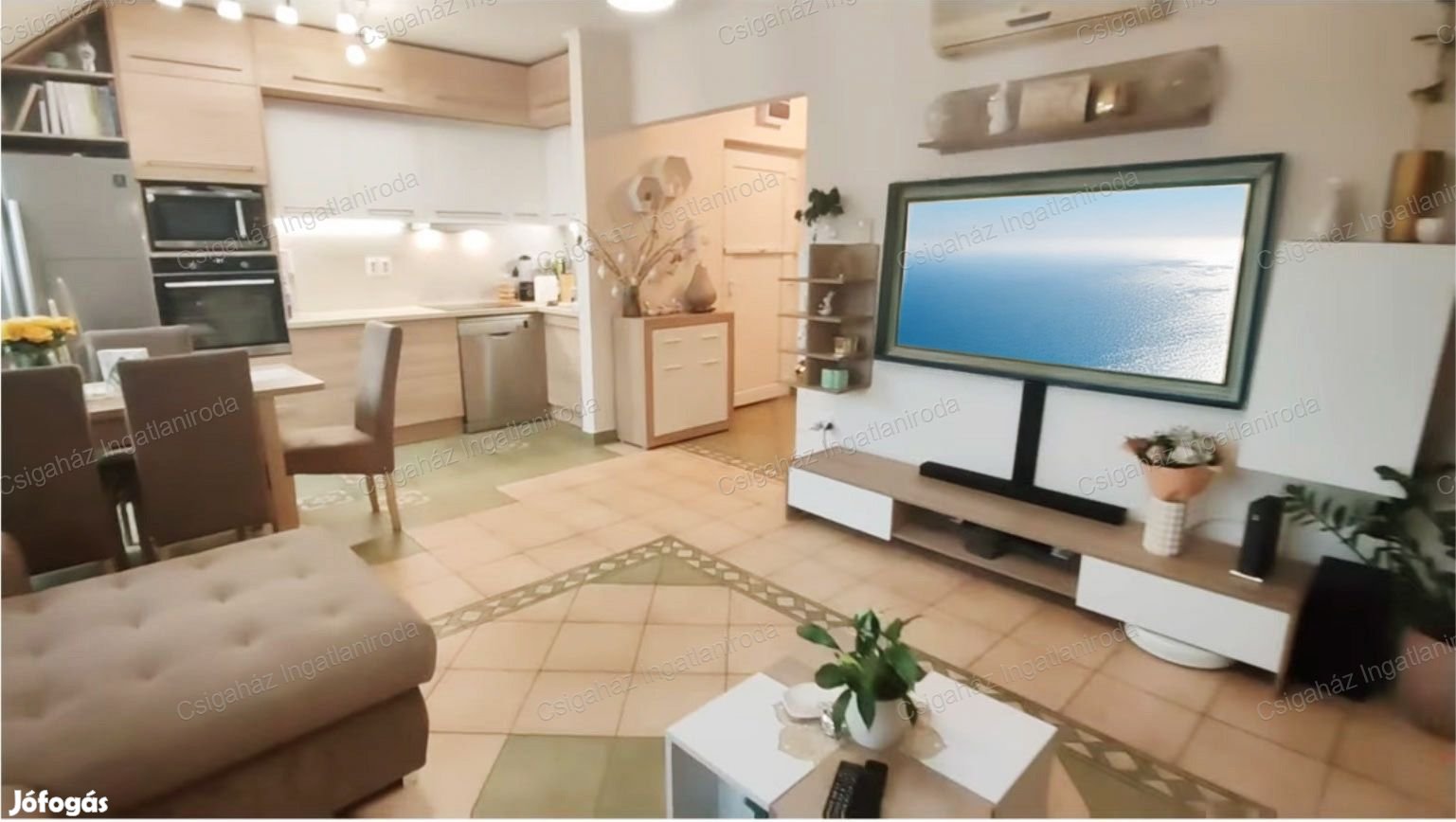 ELADÓ Panorámás duplakomfortos lakás a Bujtosi tó