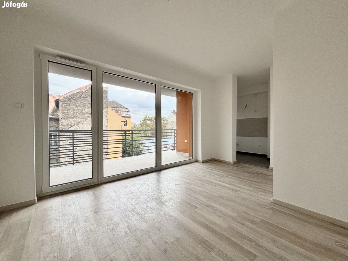 ELADÓ új építésű lakás a Magdolna negyedben.