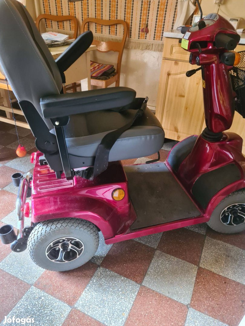 EL-GO elektromos moped