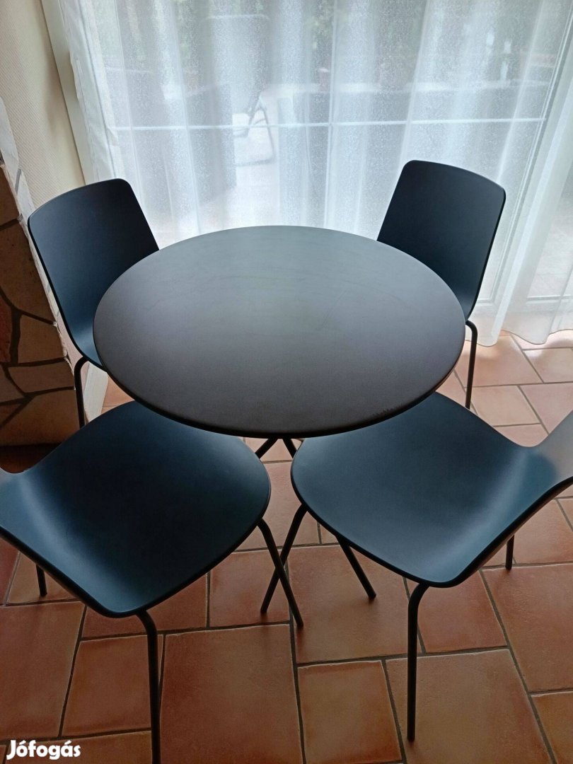 ENEA székek és asztal