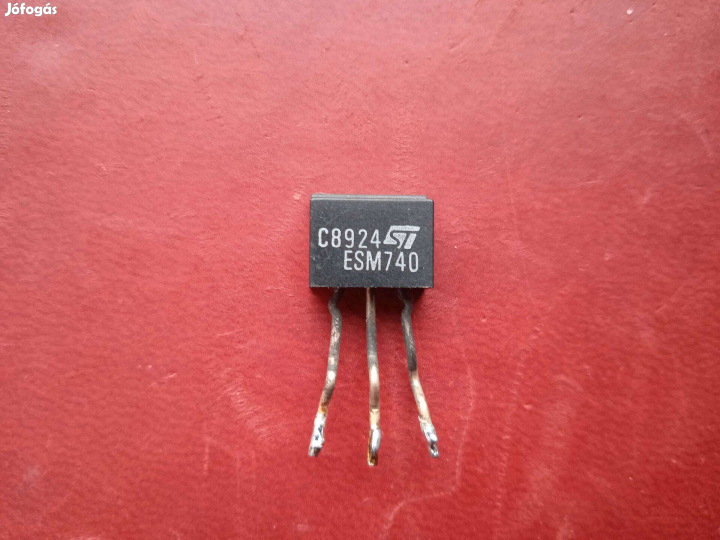 ESM 740 tirisztor , 300 V , 3 A bontott , tesztelt