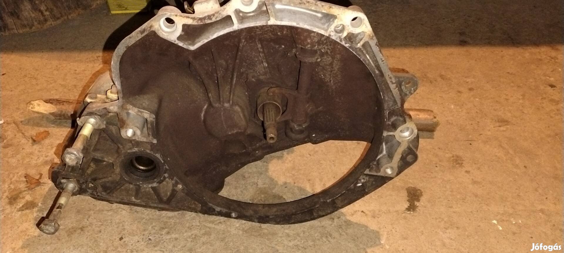 E Kadett 1.7D alkatrészek eladók 