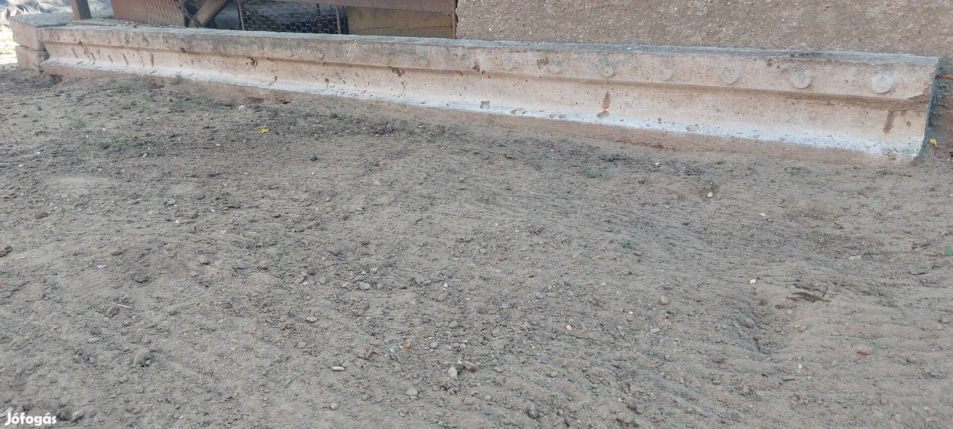 E beton gerenda, eladó!