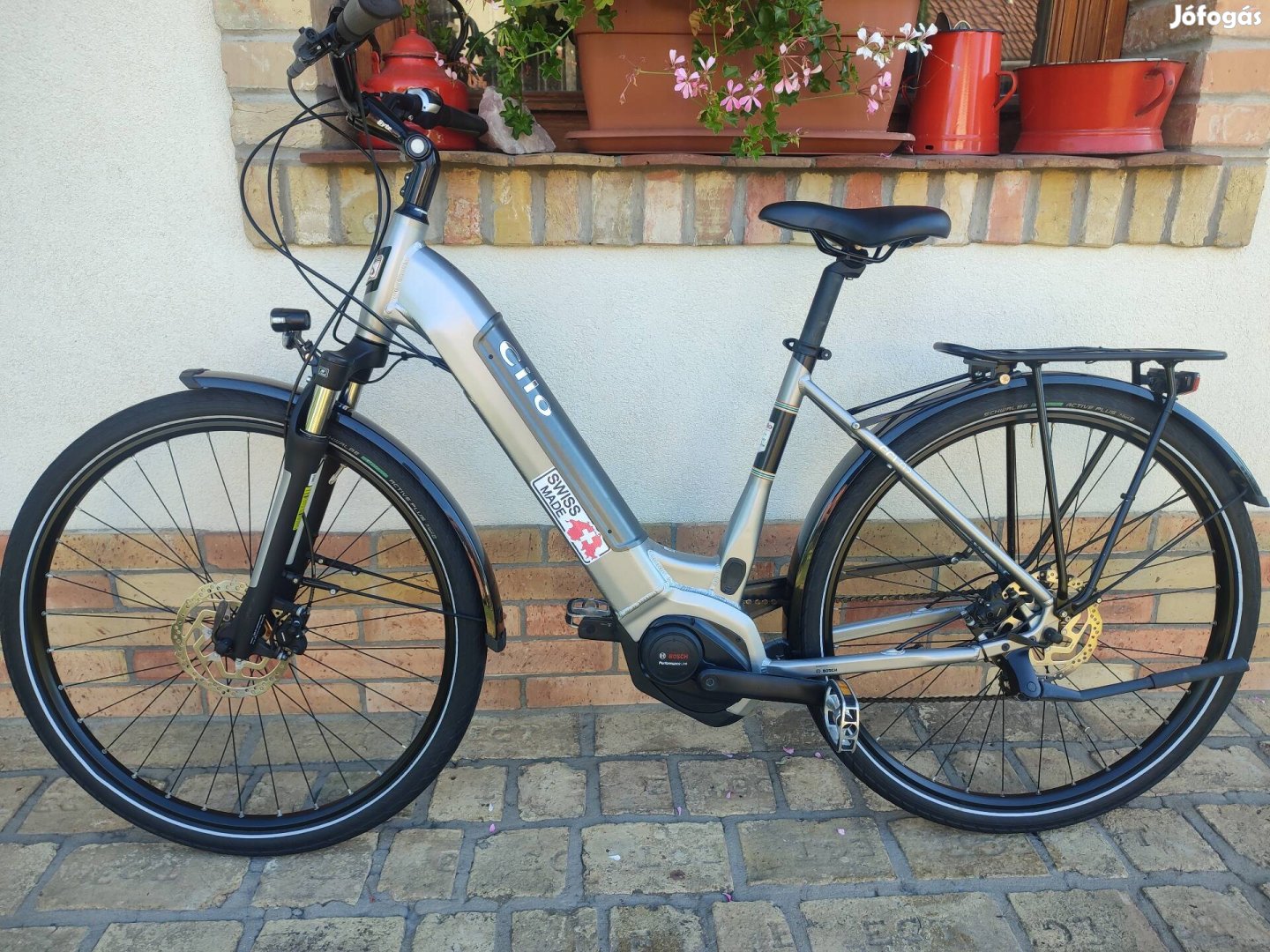 E-bike Cilo Bosch motoros Svájci prémium kategóriás kerékpár eladó!