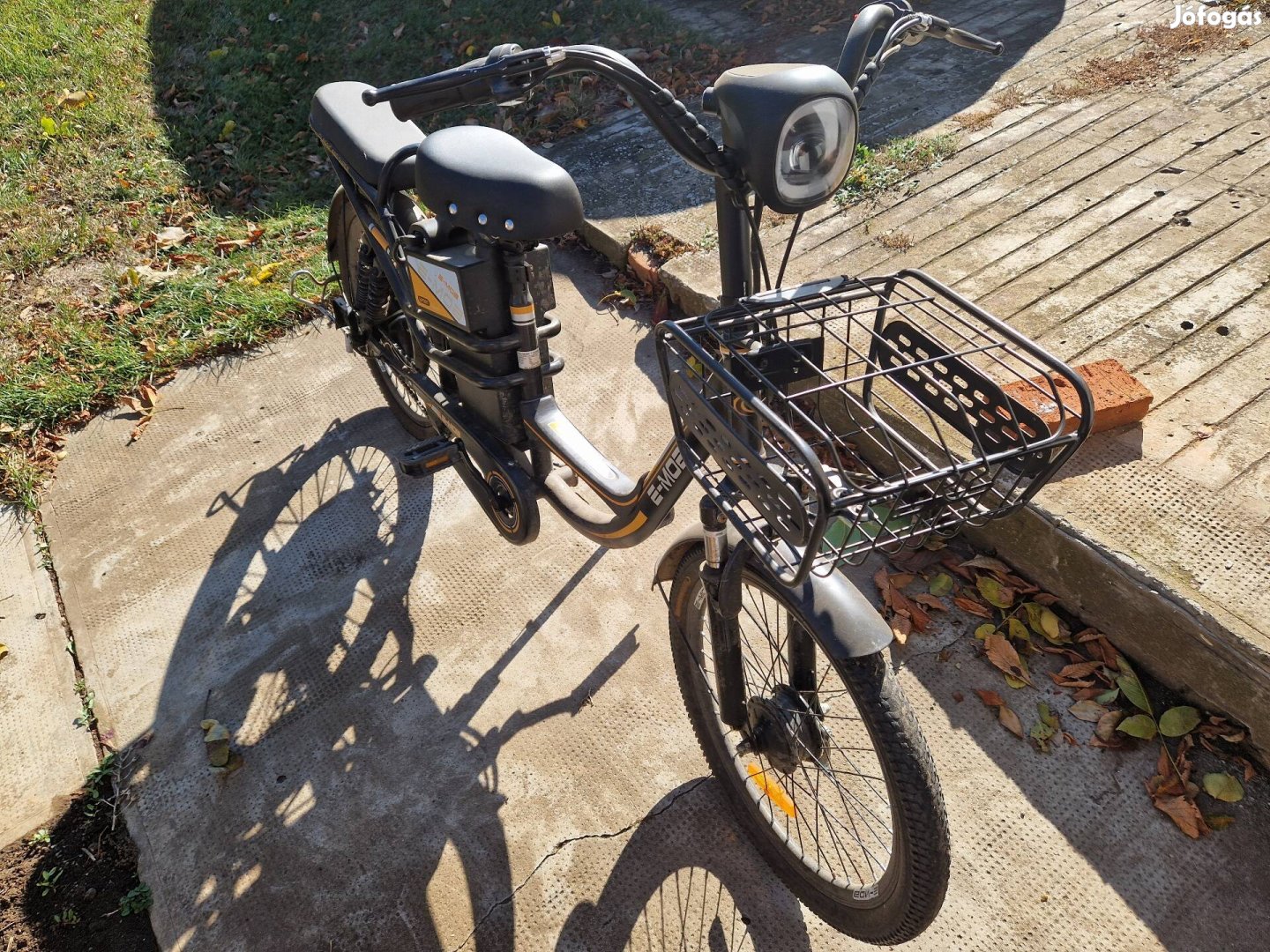 E-mob elektromos kerékpár