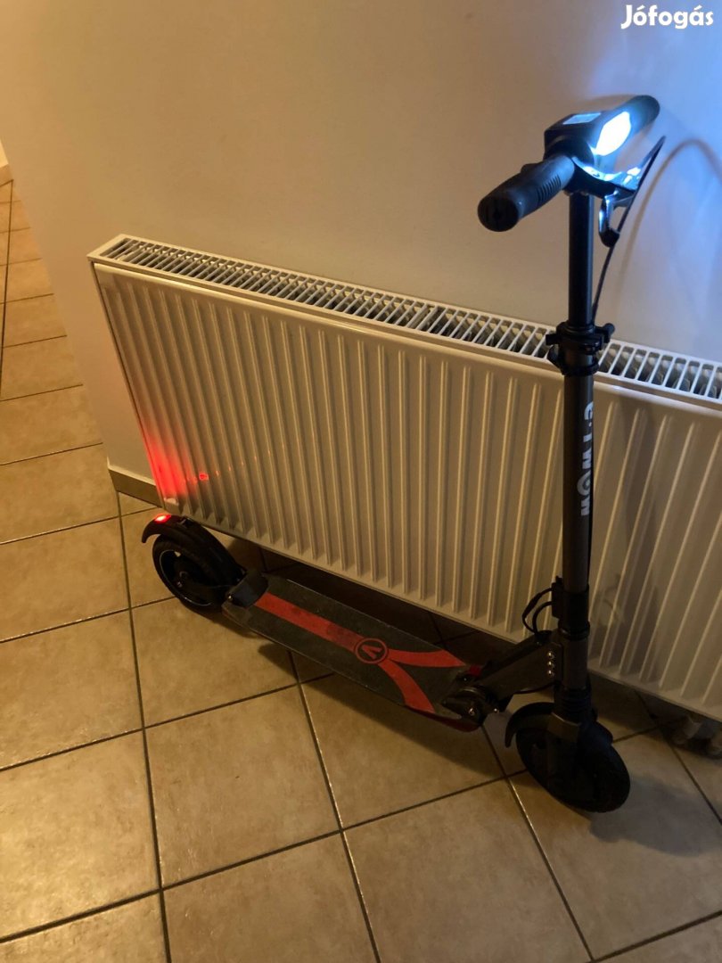 E-twow booster V, dobfékkel, keveset használt elaadó!