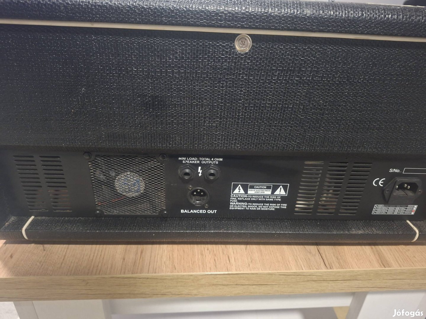 Earth 440 erősítő