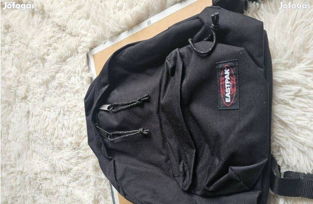 Eastpak mini 10 literes hátizsák teljesen új fekete