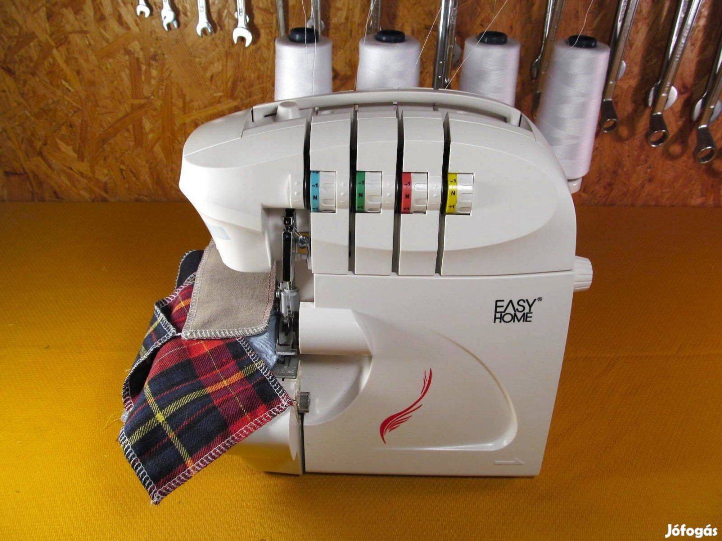 Easy Home interlock, overlock varrógép 2 év garanciával (elkelt)