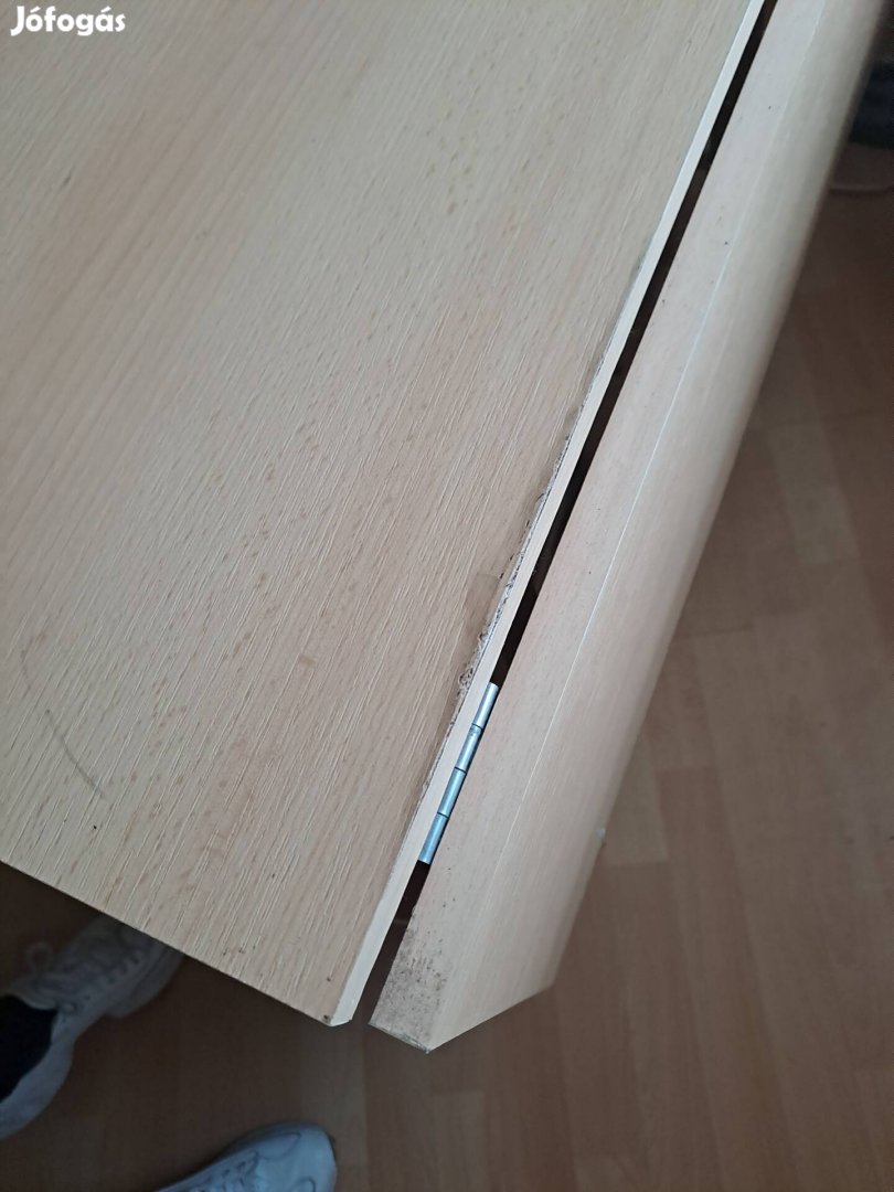 Ebédlőasztal 6 székkel
