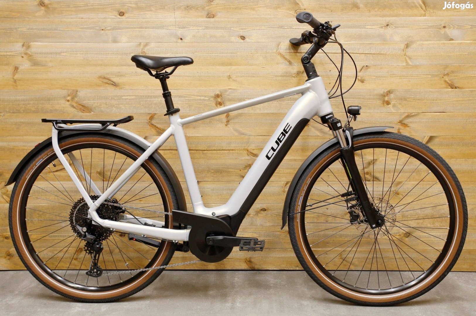 Ebike kerékpár - Cube Touring Hybrid Pro 625 28 L, 320