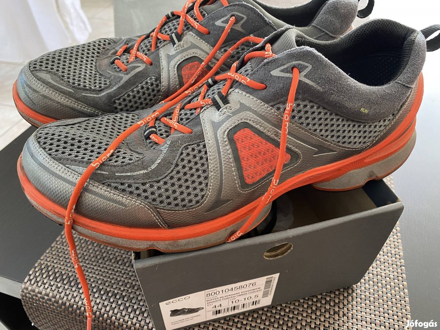 Ecco sport cipő , dobozában .44'