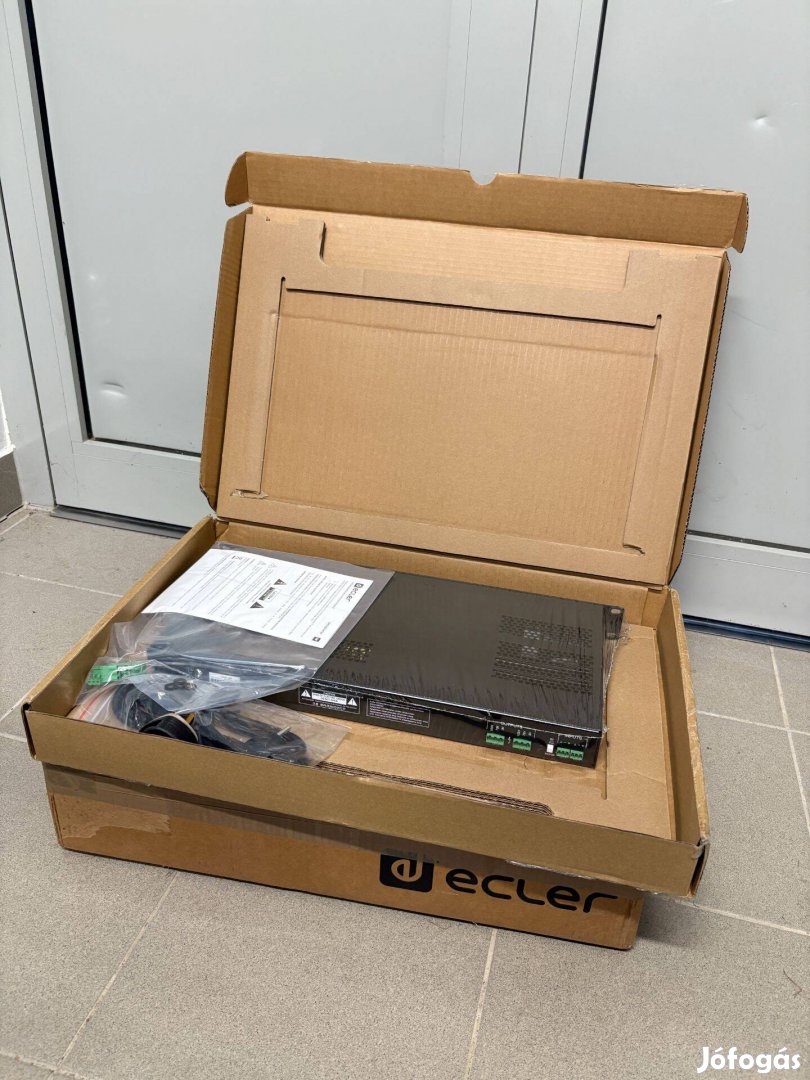 Ecler ehsa4-150 és Ecler ehsa2-150 100V-os végerősítők