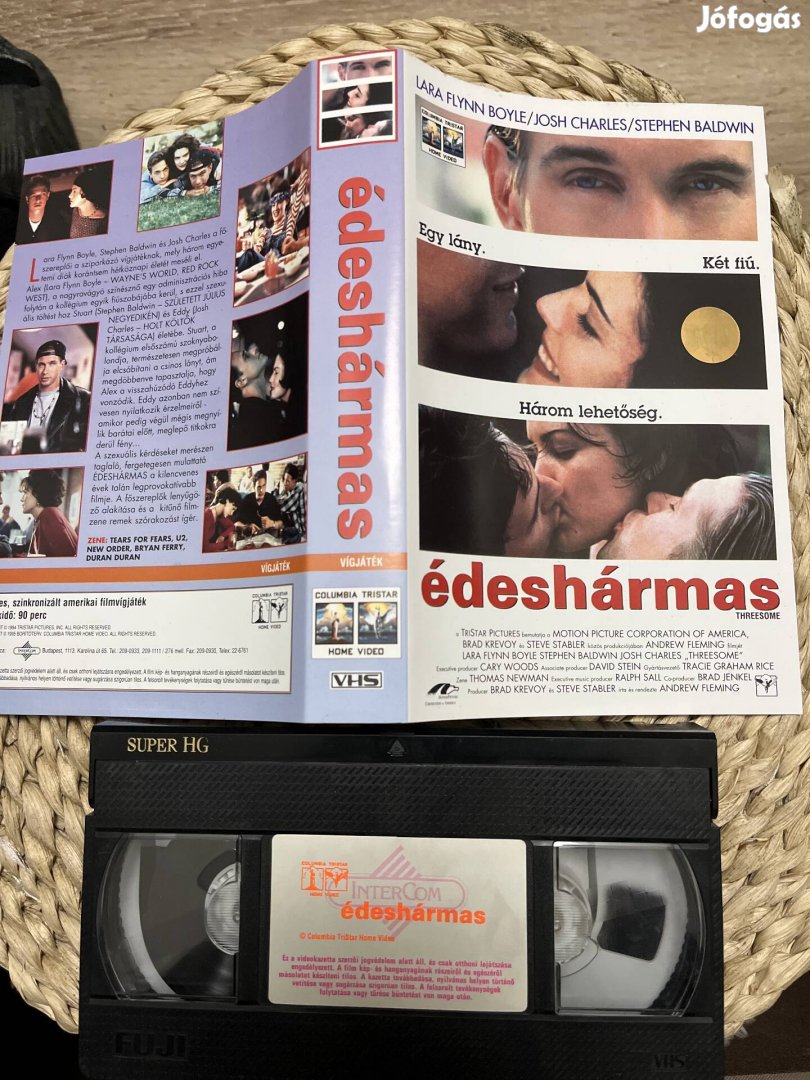 Édeshármas vhs film