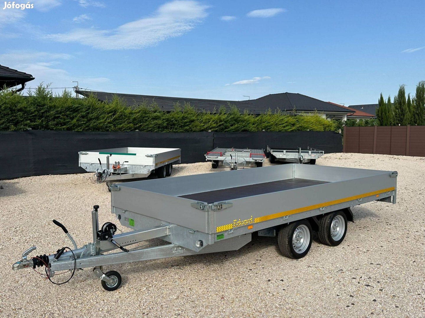 Eduard P4 4020 2700 kg multitranszporter trailer