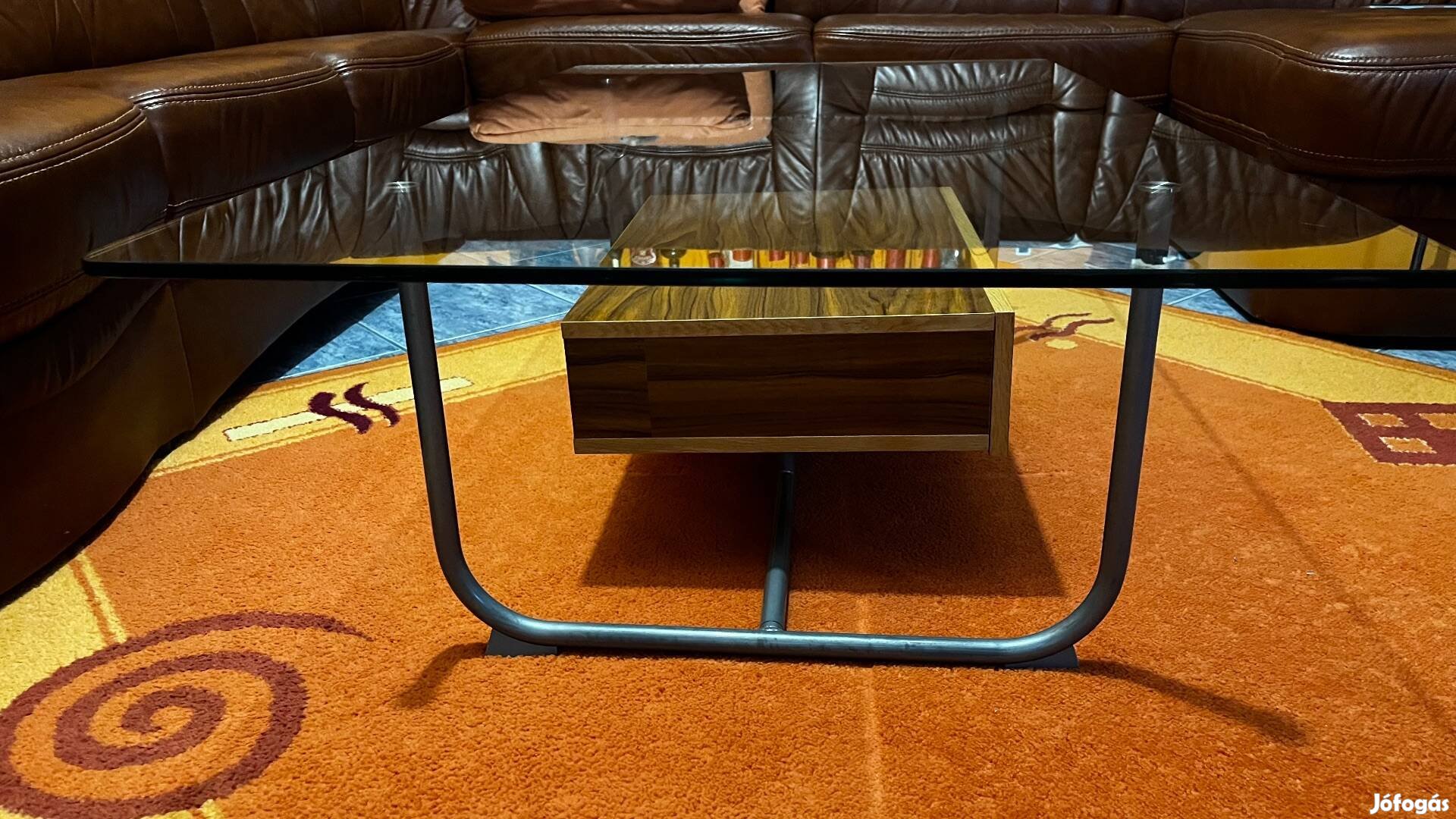 Edzettüveg dohányzóasztal eladó