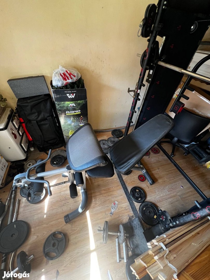 Edzőpad,scott bicepsz pad,lábnyújtó és hajlító