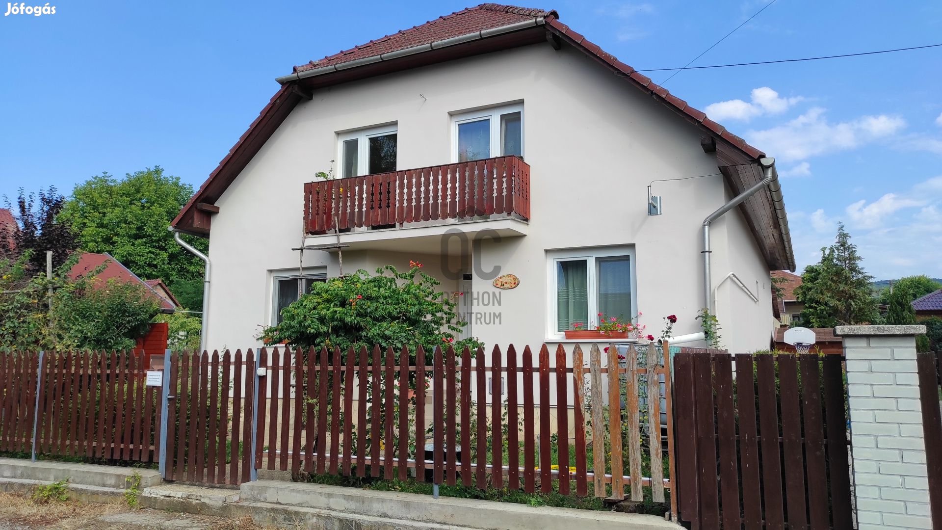 Eger, Felnémet városrészen eladó 1997-ben épült, 150nm-es, több generá