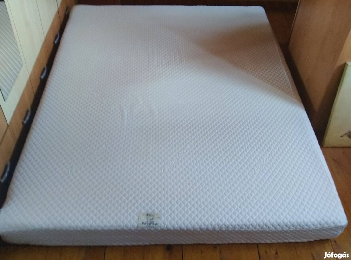 Eger eladó keveset használt habszivacs matrac