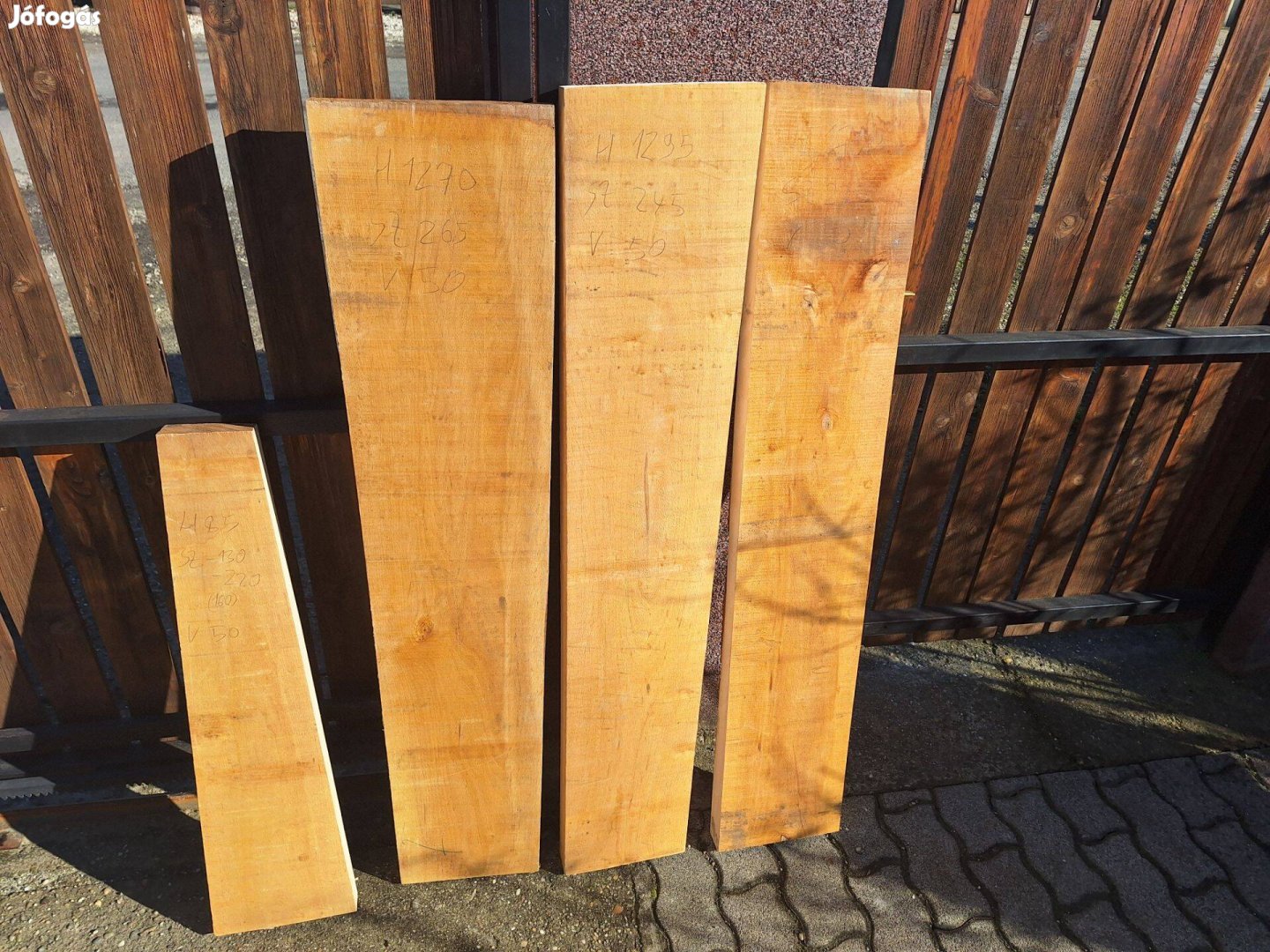 Éger palló szélezett fűrészárú szárított Standard