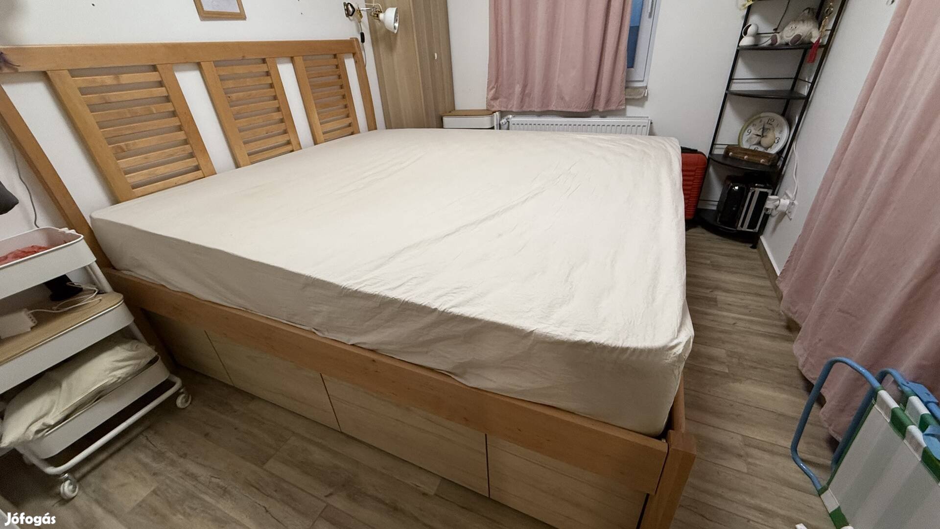 Égerfa kétszemélyes magasított ágy
