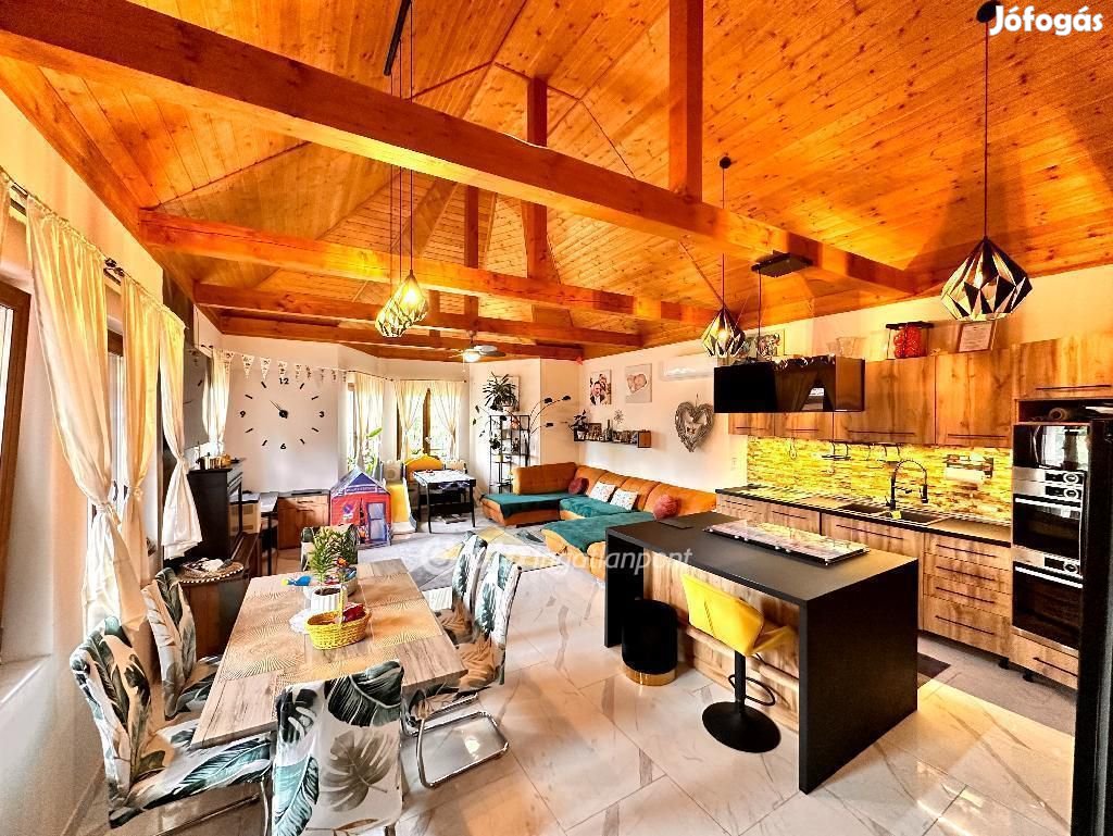 Egeri 109 nm-es ház eladó