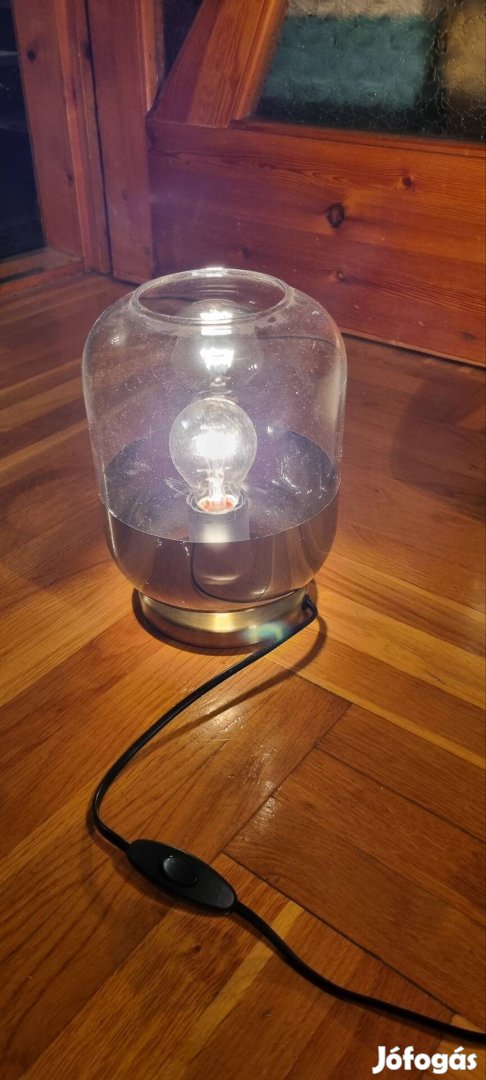 Eglo Maryvilla stílusú asztali üveglámpa