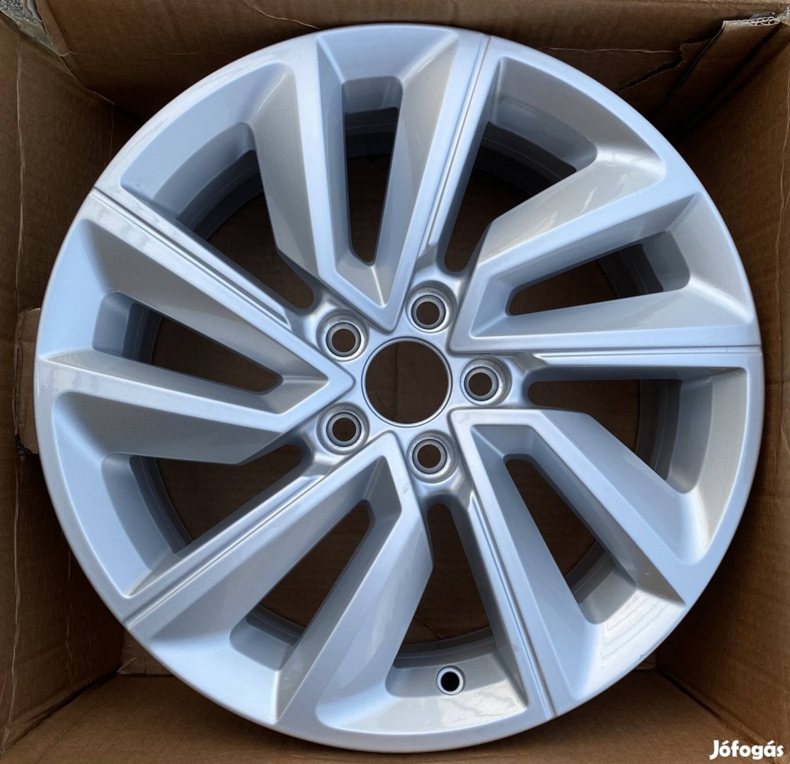 Egy db 16" gyári Volkswagen VW T-Cross