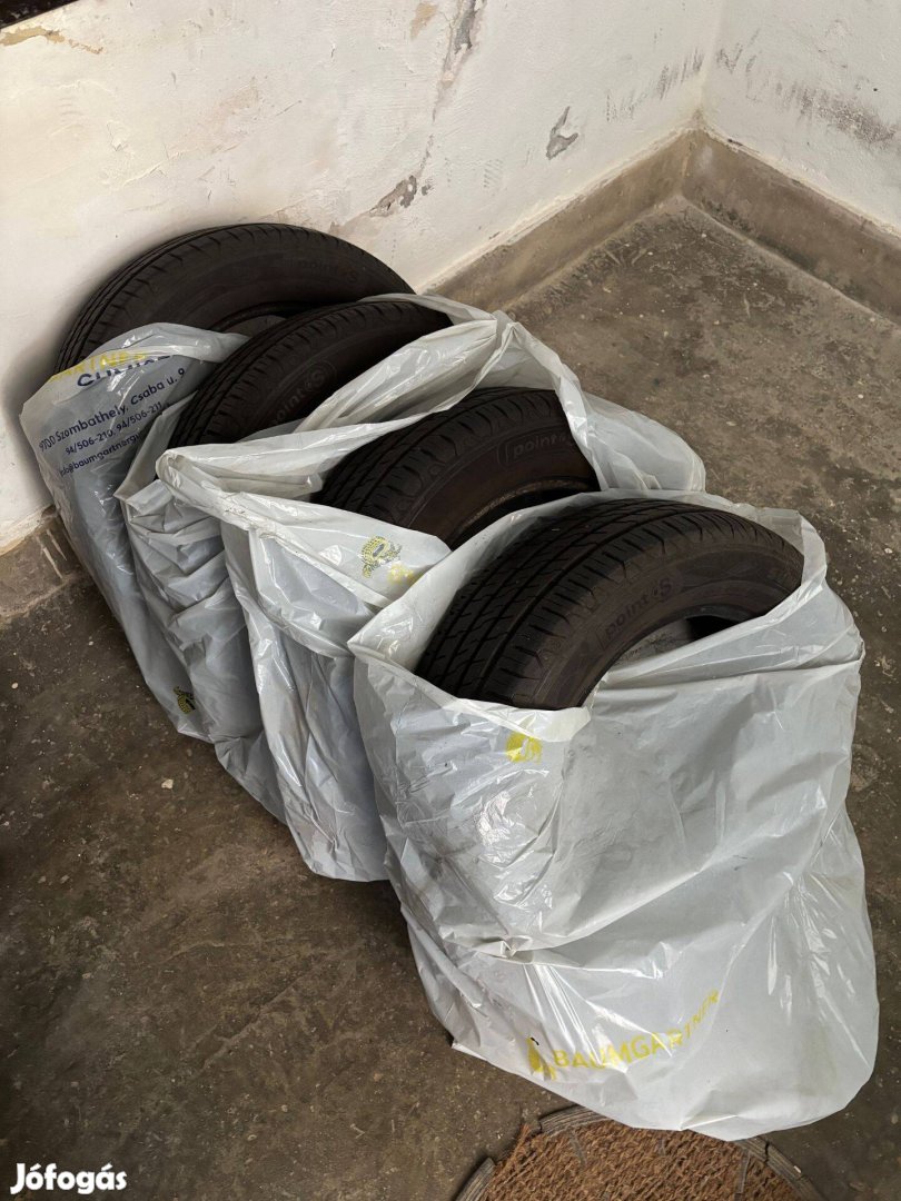 Egy szezont futott Points nyárigumi szett 205/60 R16V XL