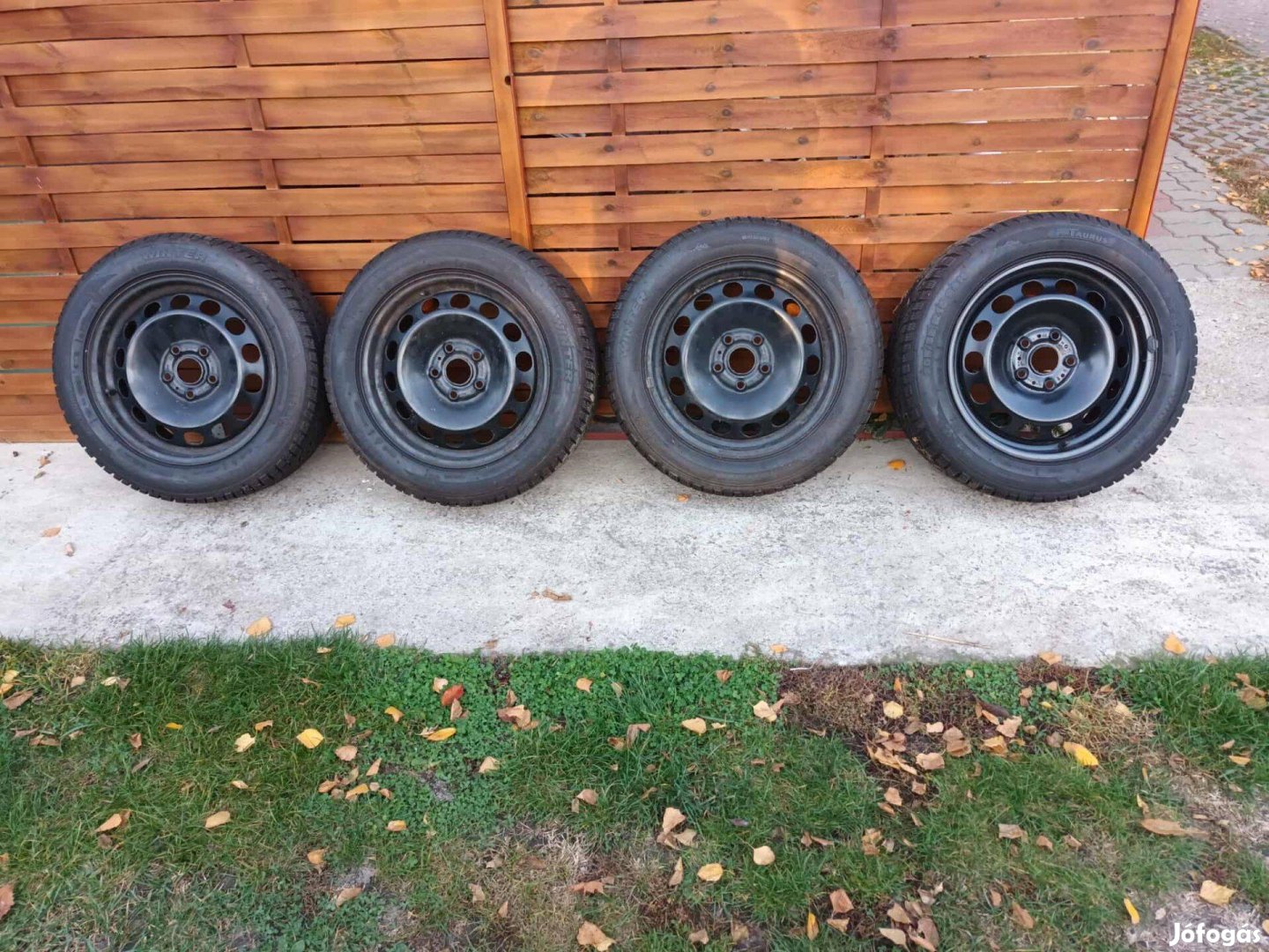 Egy telet használt téligumi