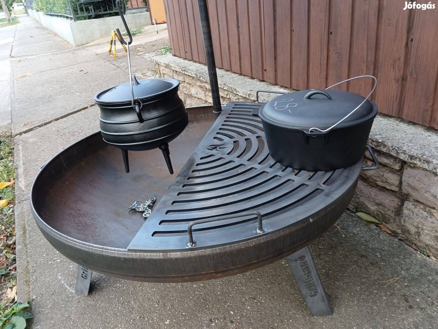 Egyedi 100cm Tűztálas Kerti Grill Grillező +bográcstartó + tűzrakó