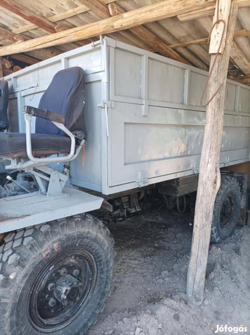 Egyedi Dömper eladó