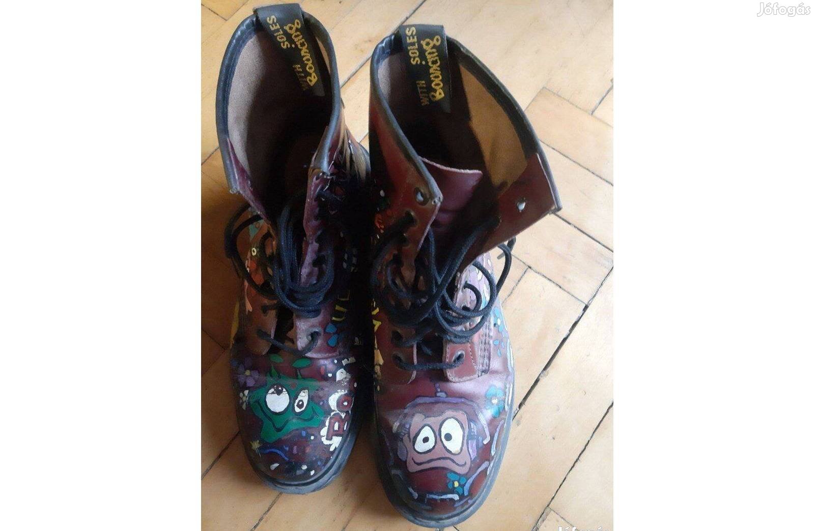 Egyedi Dr. Martens bakancs 41