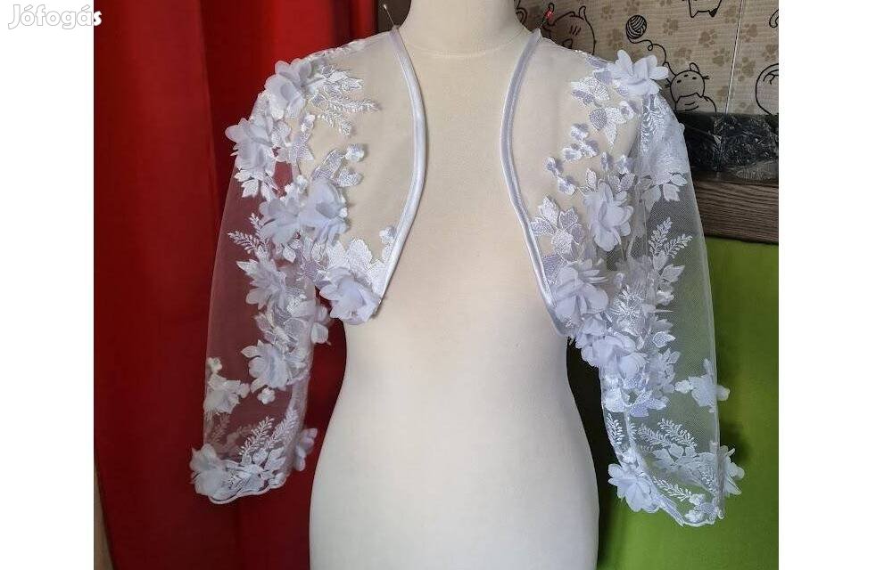 Egyedi, 3D virágos, csipkés, hímzett hófehér menyasszonyi boleró