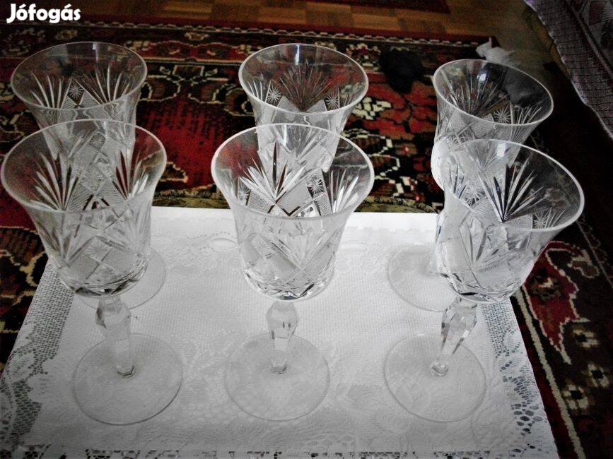 Egyedi, kézi csiszolású Kristály Metszett talpas pezsgős