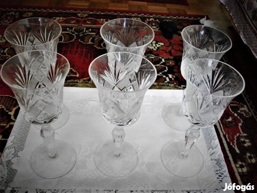 Egyedi, kézi csiszolású Kristály Metszett talpas pezsgős