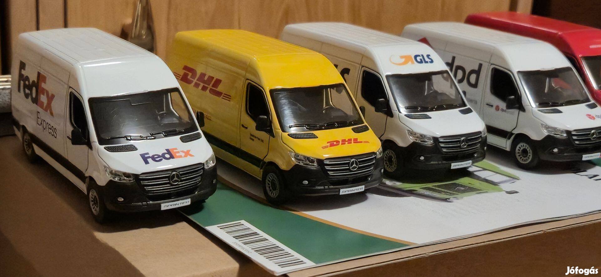 Egyedi készítésű,143-as méretű fém csomagszállító