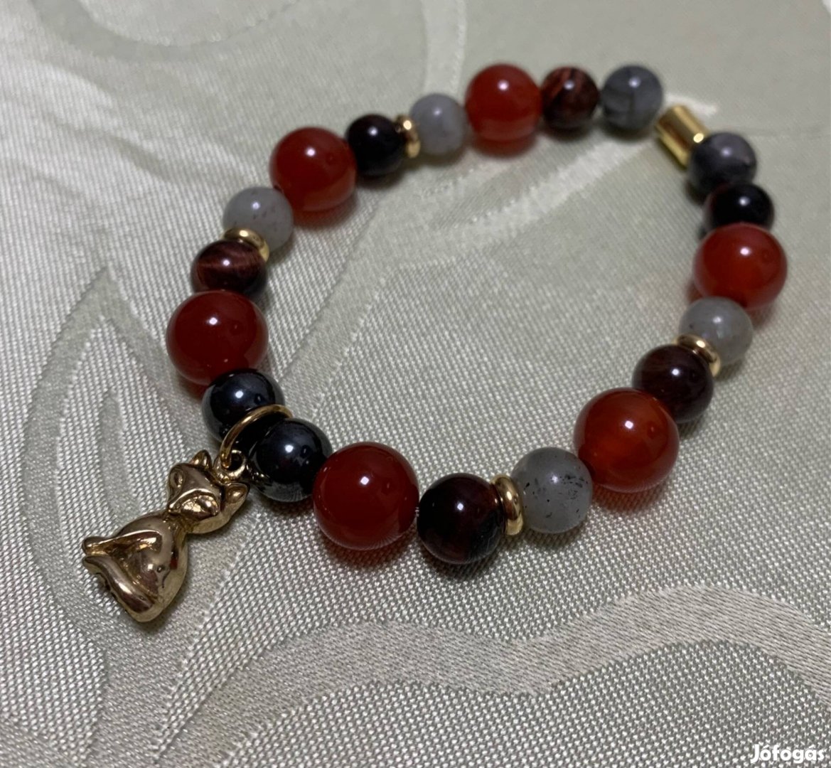 Egyedi réz róka medálos ásványkarkötő