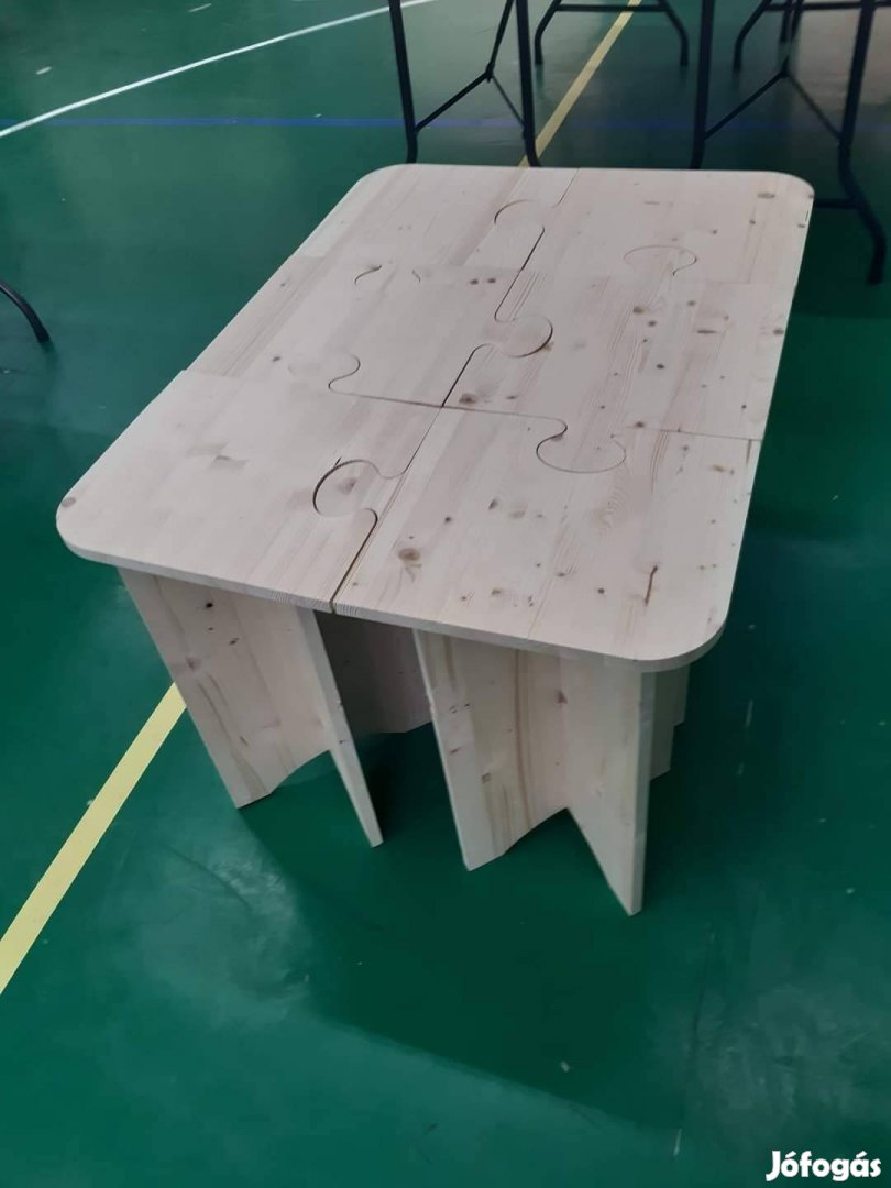 Egyedi tervezésű, kirakókból álló asztal (minimálisan alkuképes)