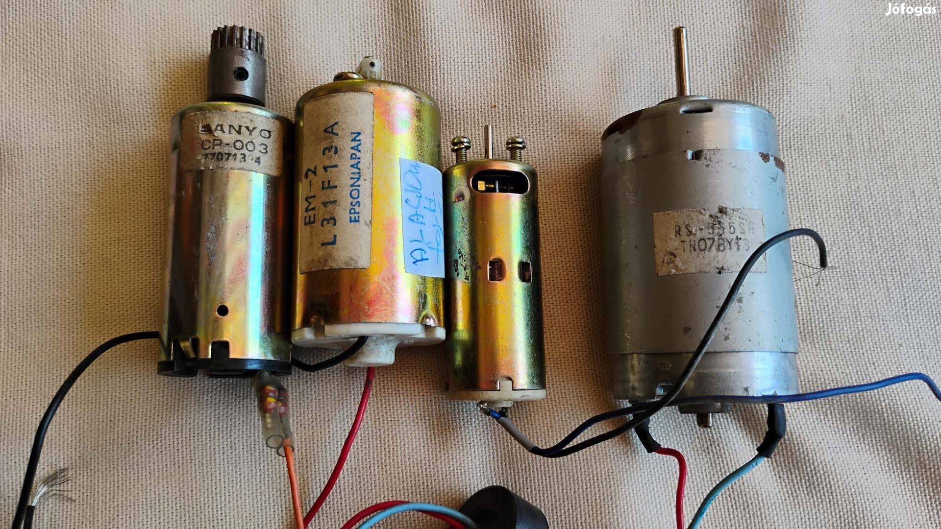 Egyenáramú kismotorok egy tételben 4 darab használt