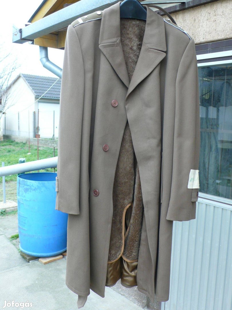 Egyenruha kabát eladó
